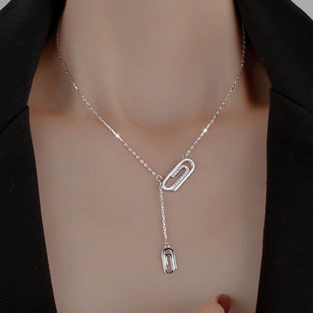 *NEW 925 Sterling Silver Diamond Pin Drop Necklace